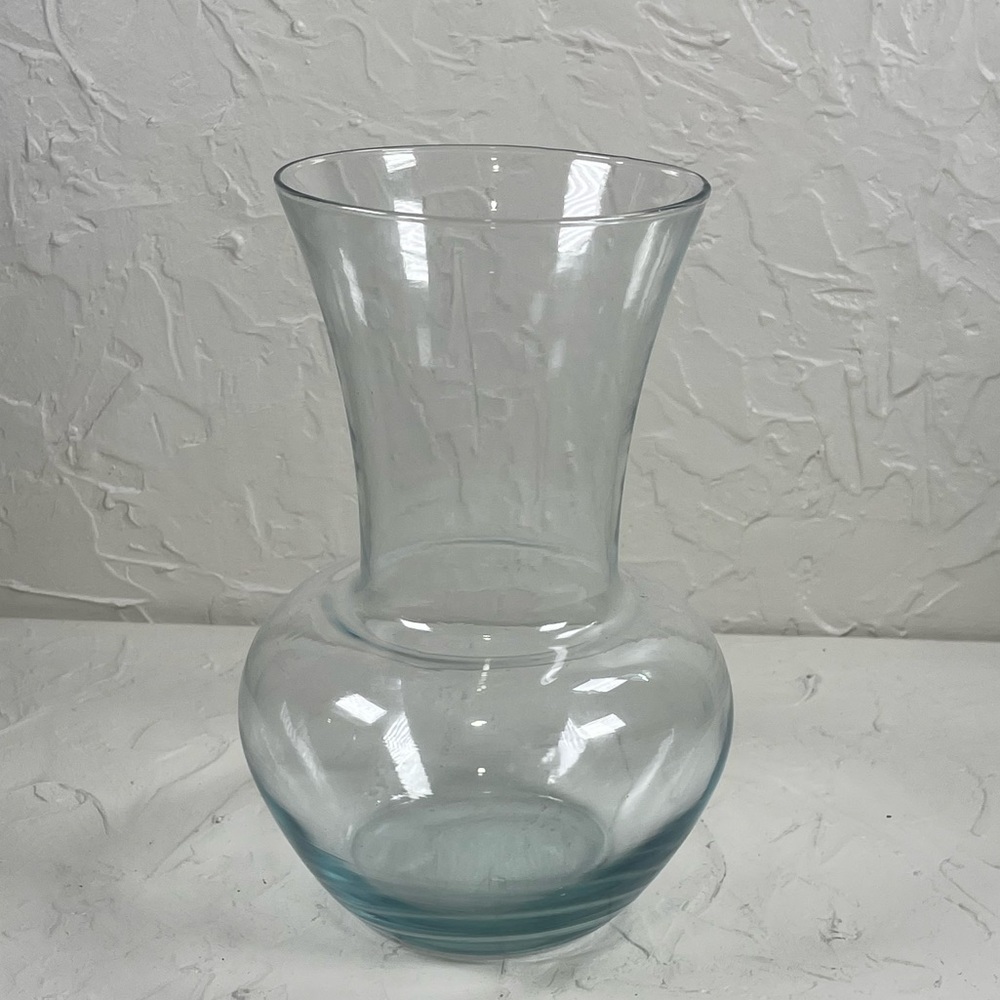 * Clear Glass Vase Carafe